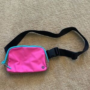 Lululemon Fanny pack